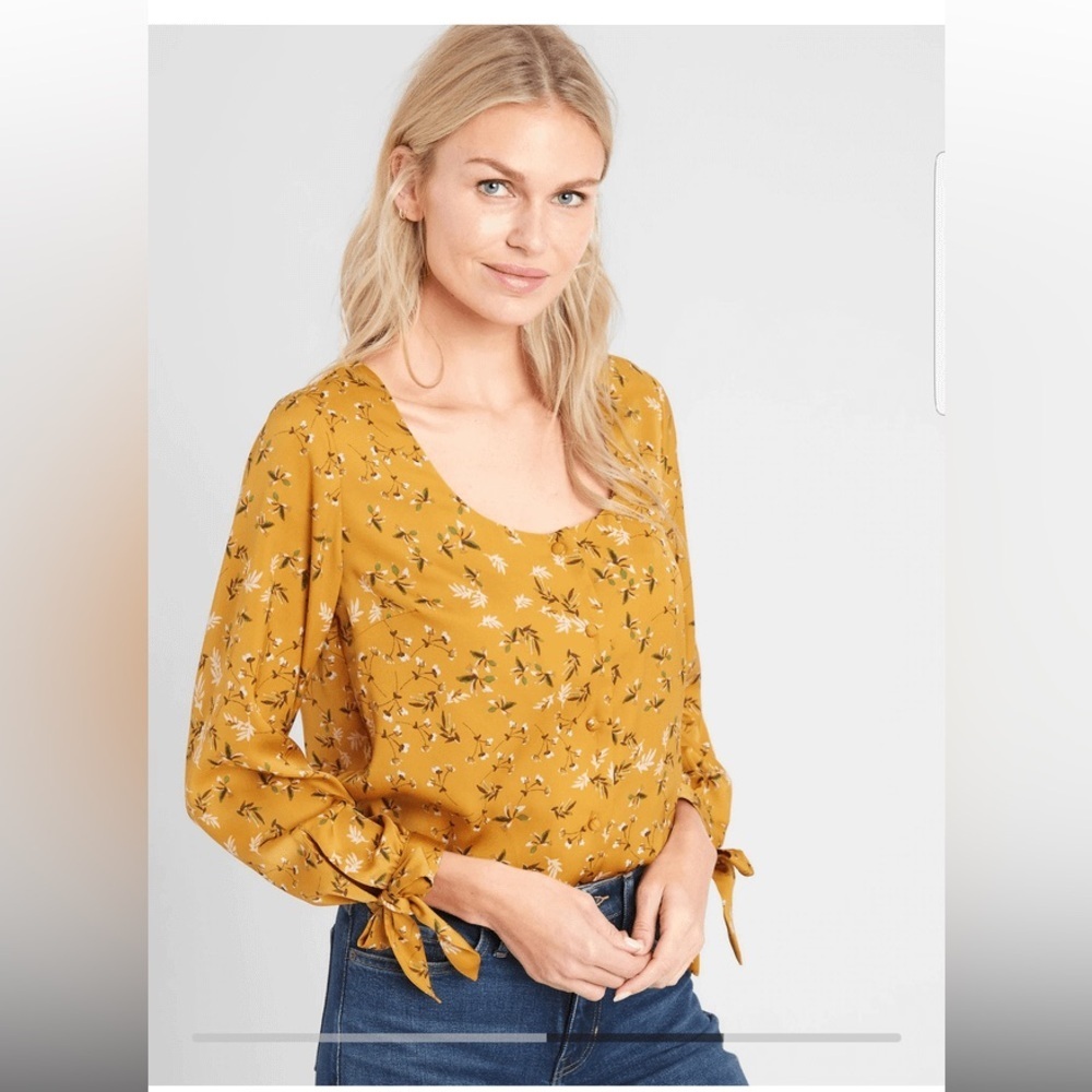 Banana Republic Floral Yellow Button Front Blouse
